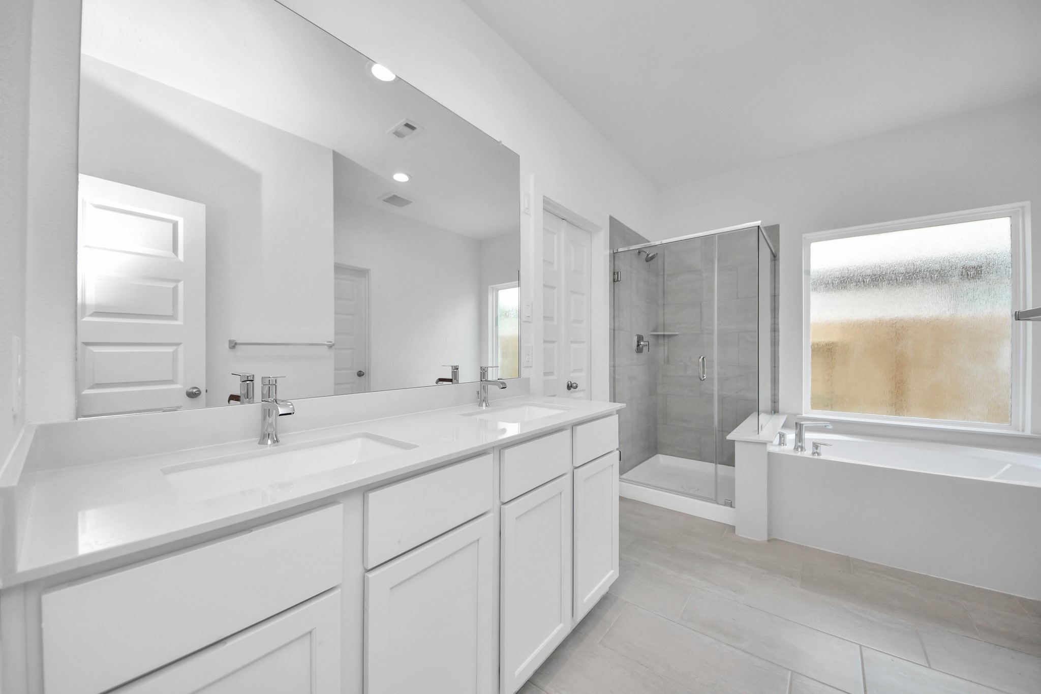 18526 Athena Flower Drive Property Photo 24