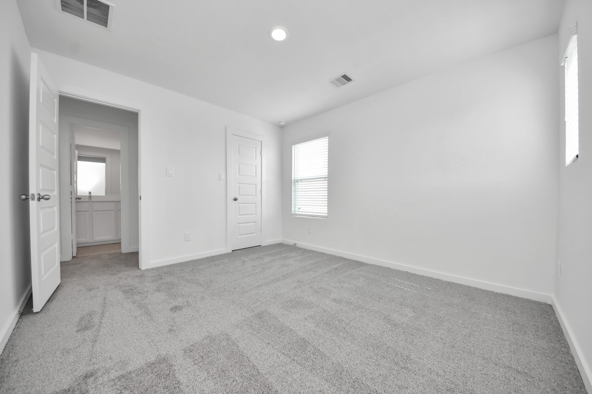 18526 Athena Flower Drive Property Photo 33