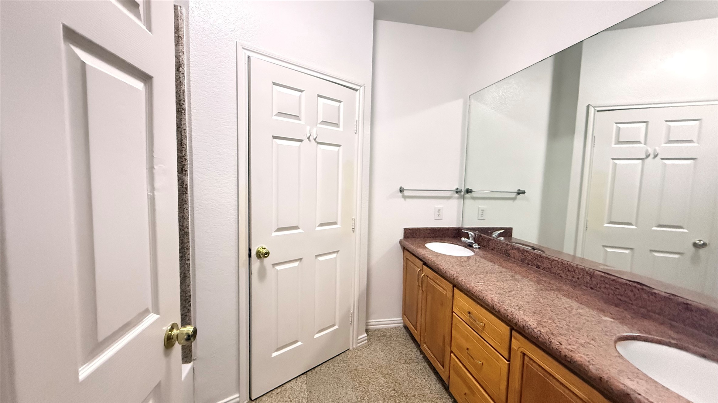 9400 Bellaire Boulevard 501 Property Photo 12