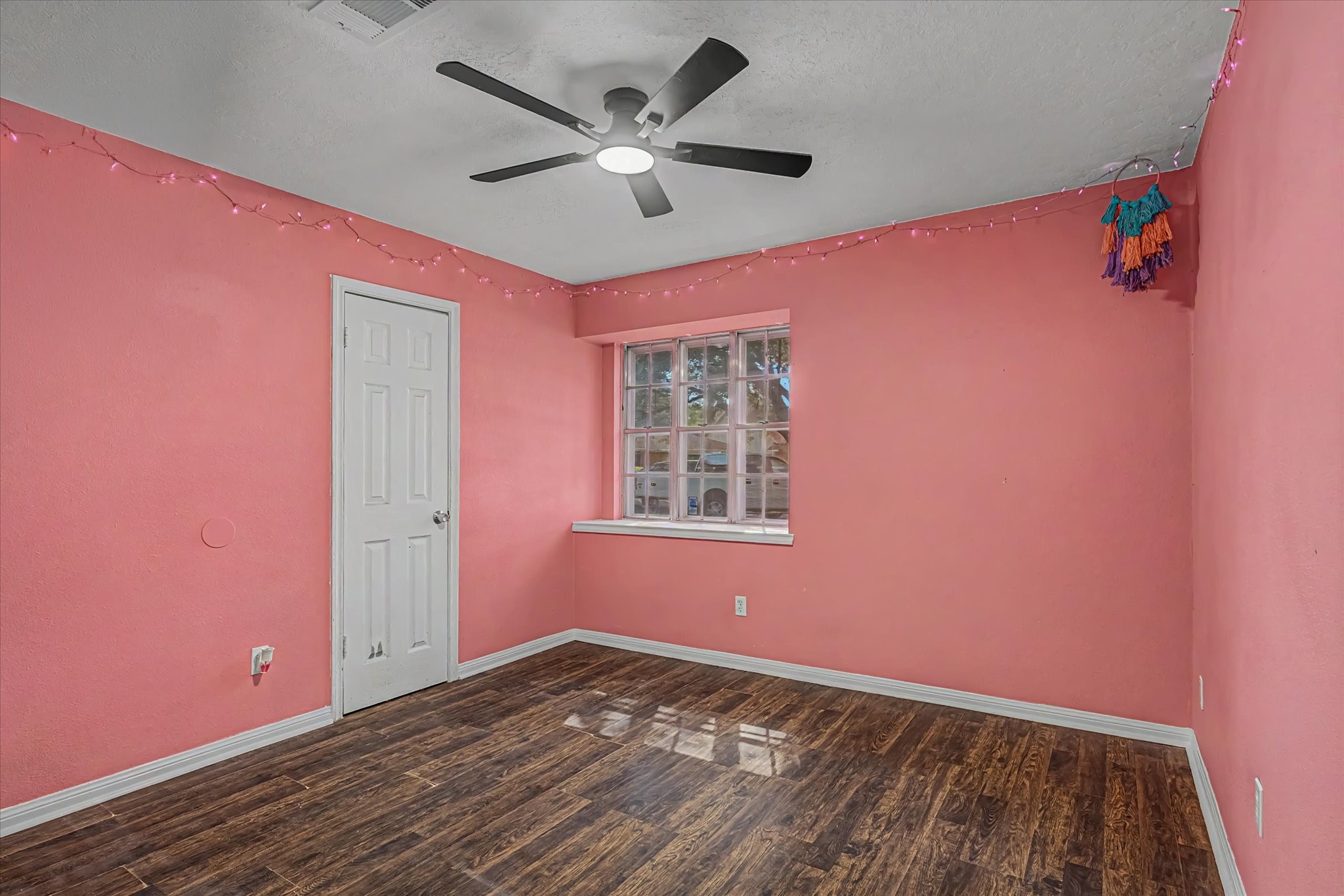 2901 Castle Court Property Photo 34