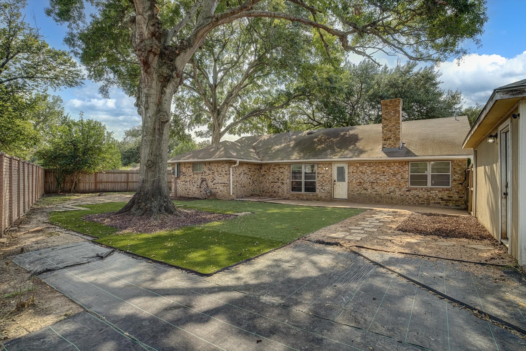 2901 Castle Court Property Photo 35