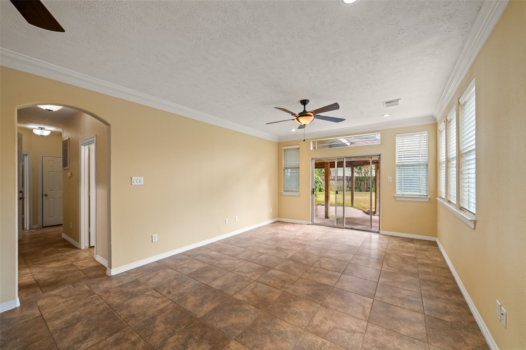 1107 Du Barry Lane Property Photo 10