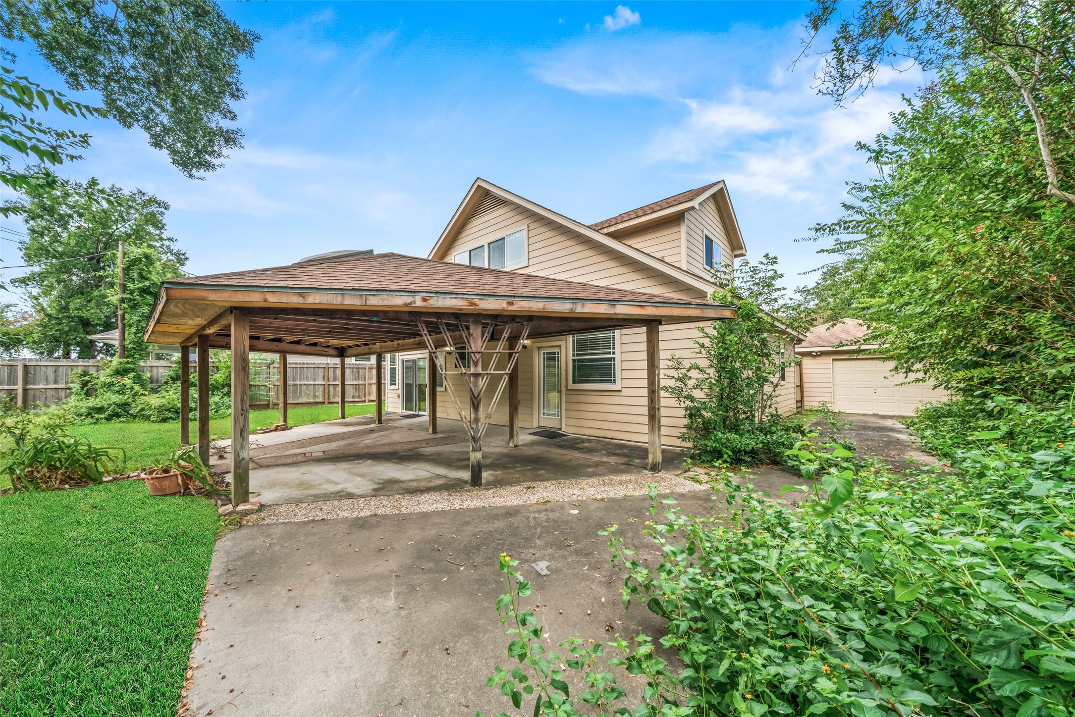 1107 Du Barry Lane Property Photo 19