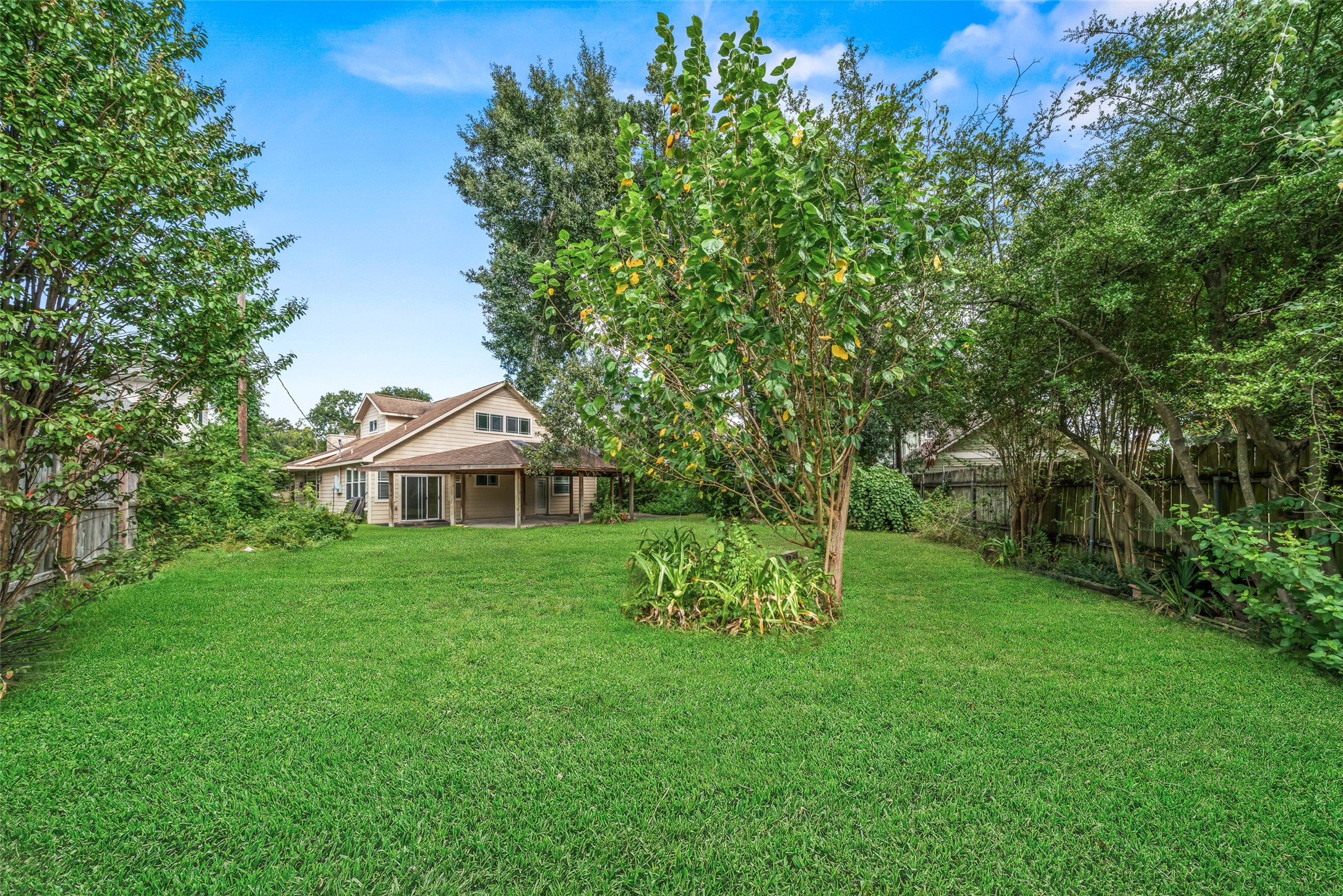 1107 Du Barry Lane Property Photo 20