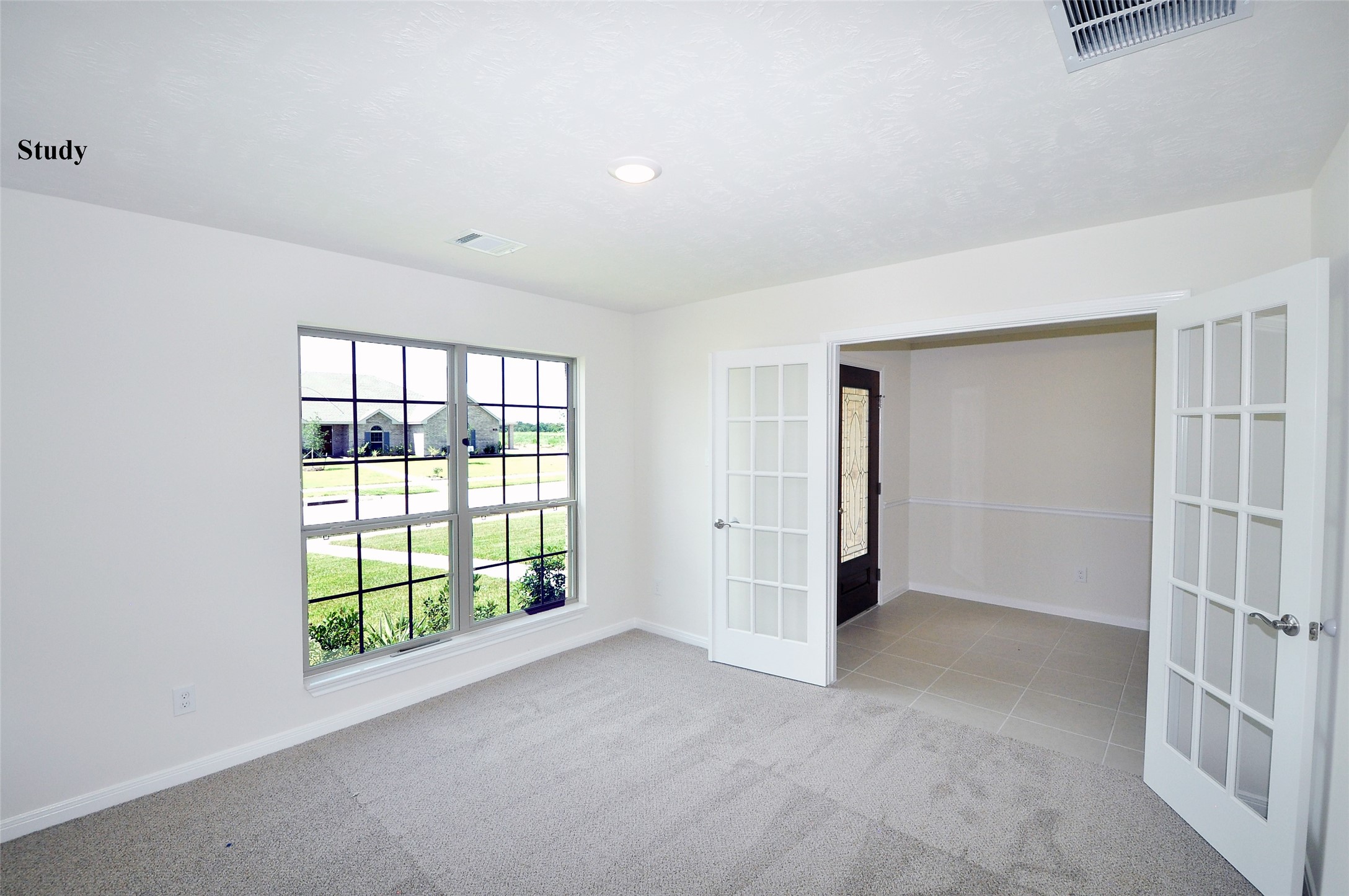 2210 Fortuna Drive Property Photo 10