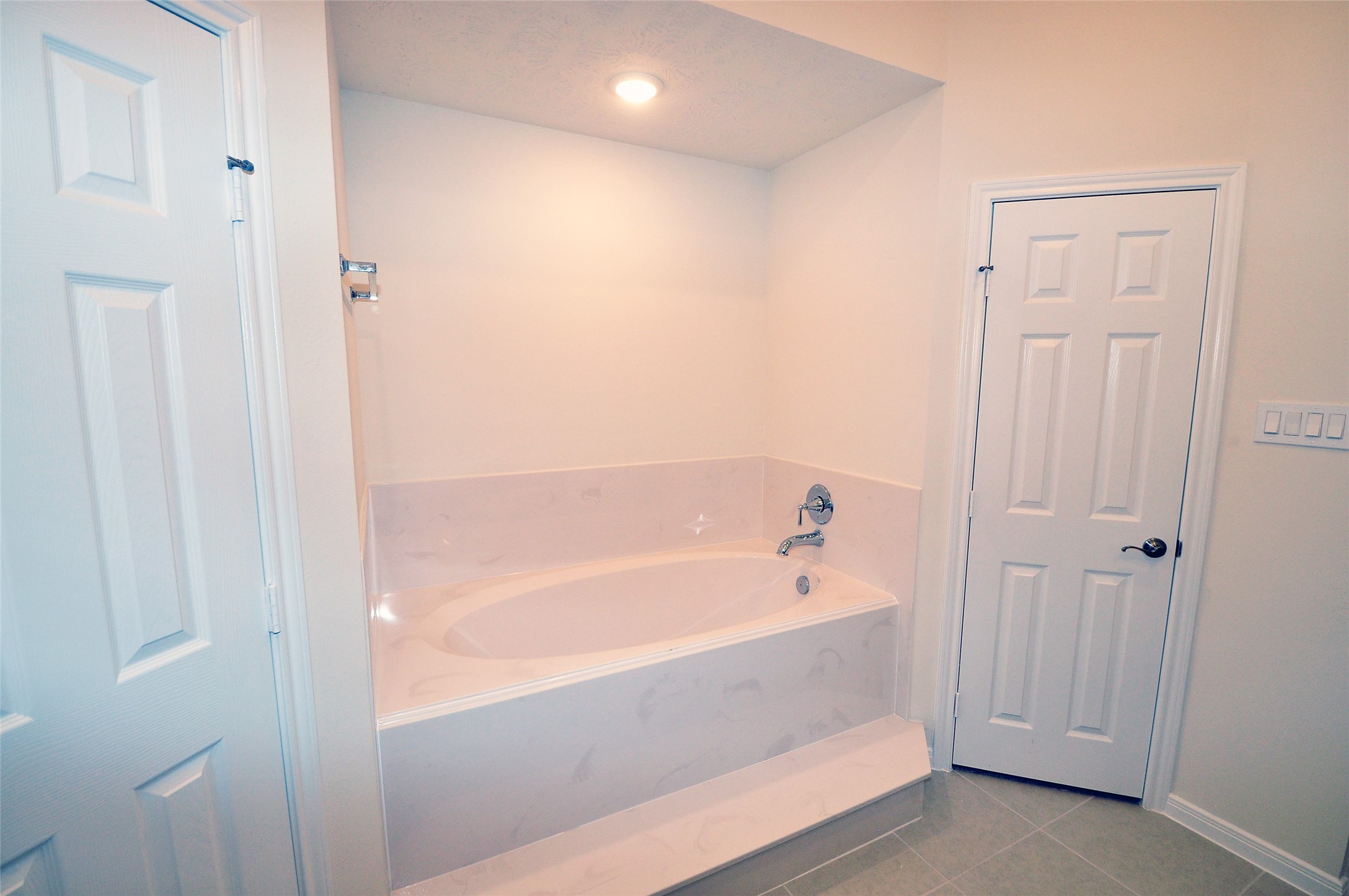 2210 Fortuna Drive Property Photo 25