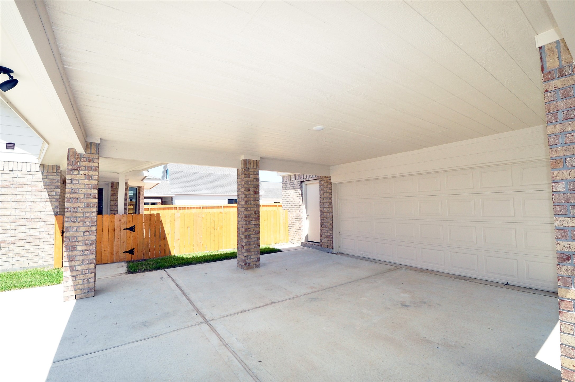 2210 Fortuna Drive Property Photo 37