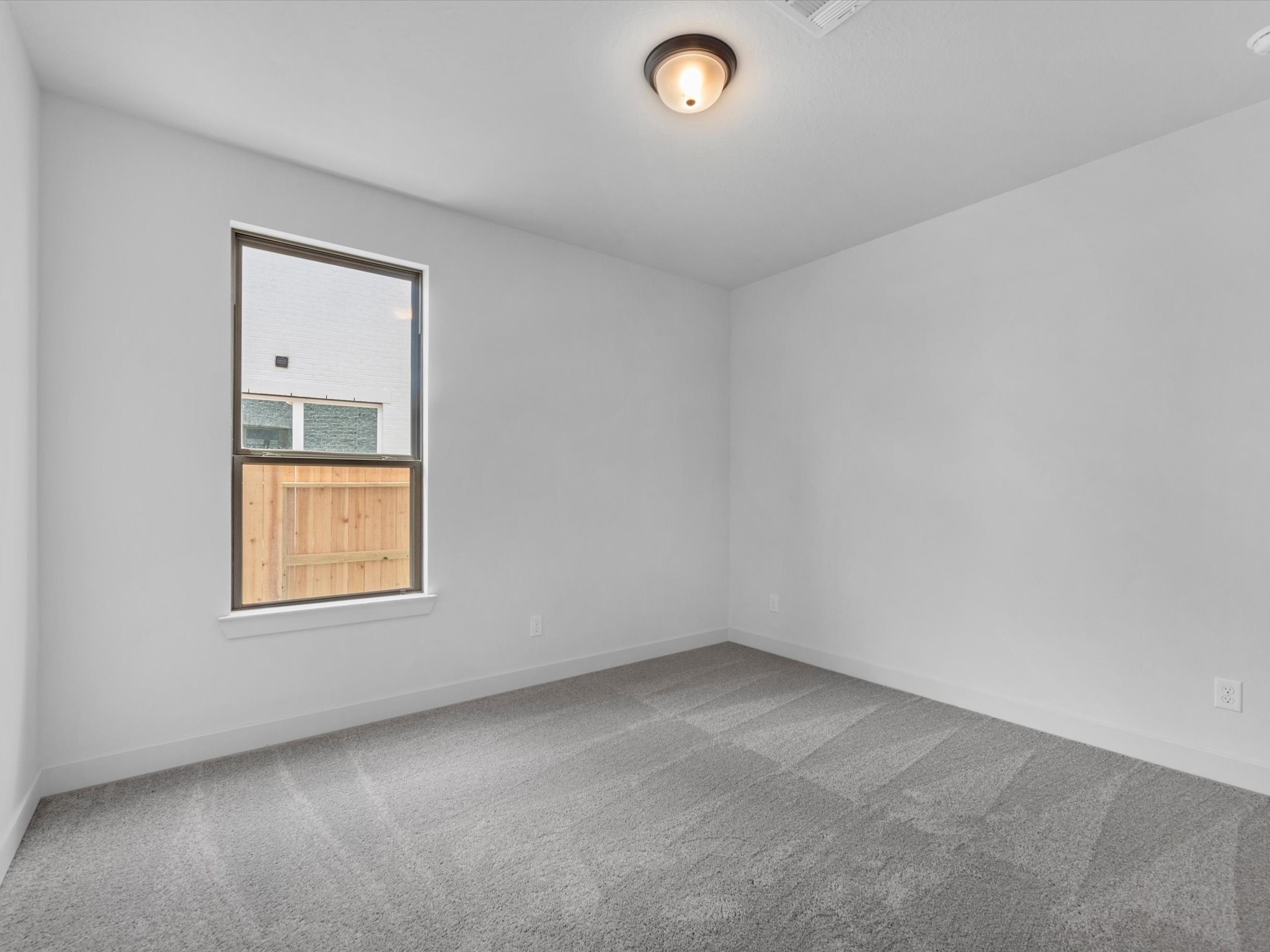 5231 Silk Petal Drive Property Photo 15