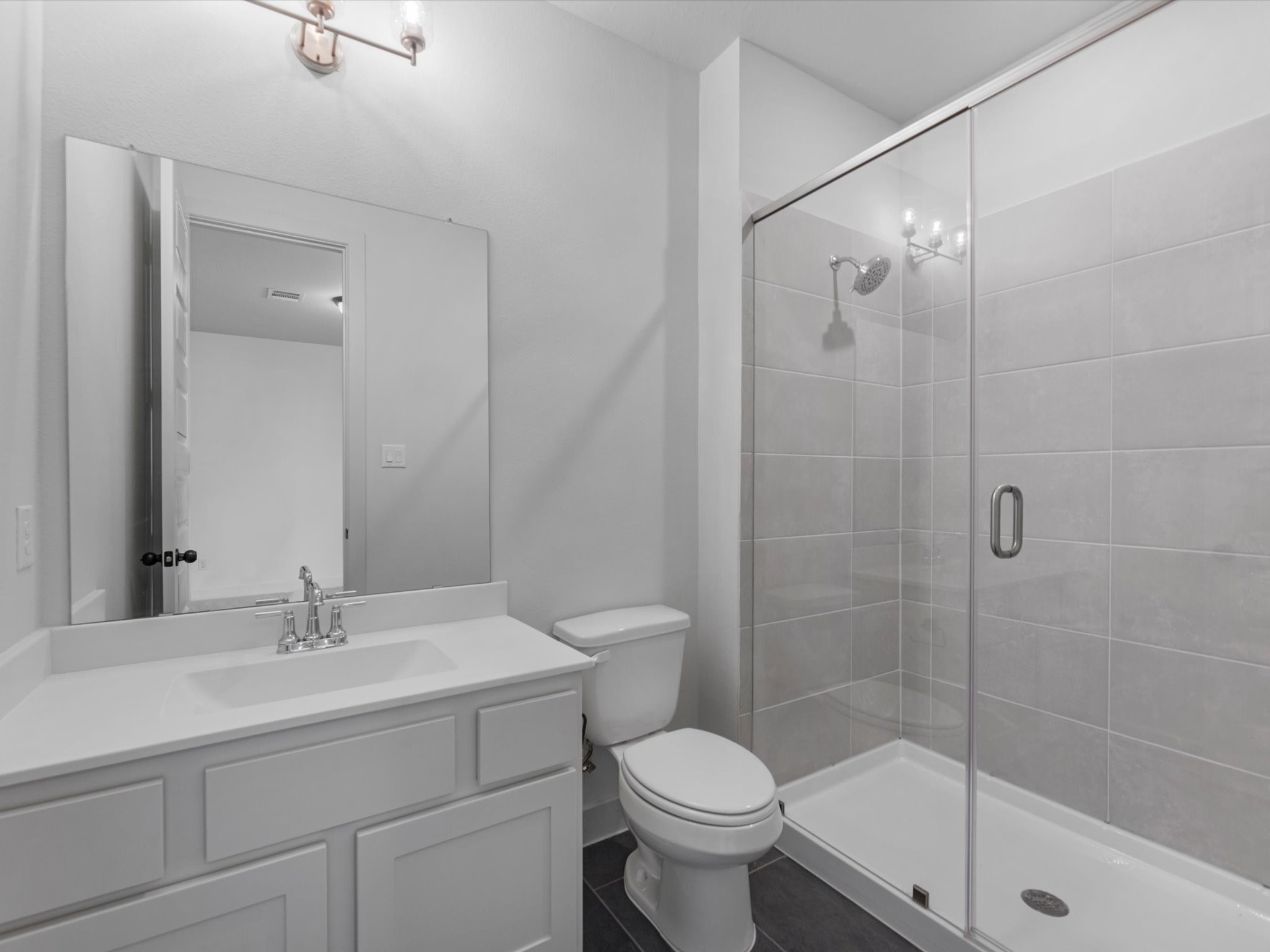 5231 Silk Petal Drive Property Photo 16