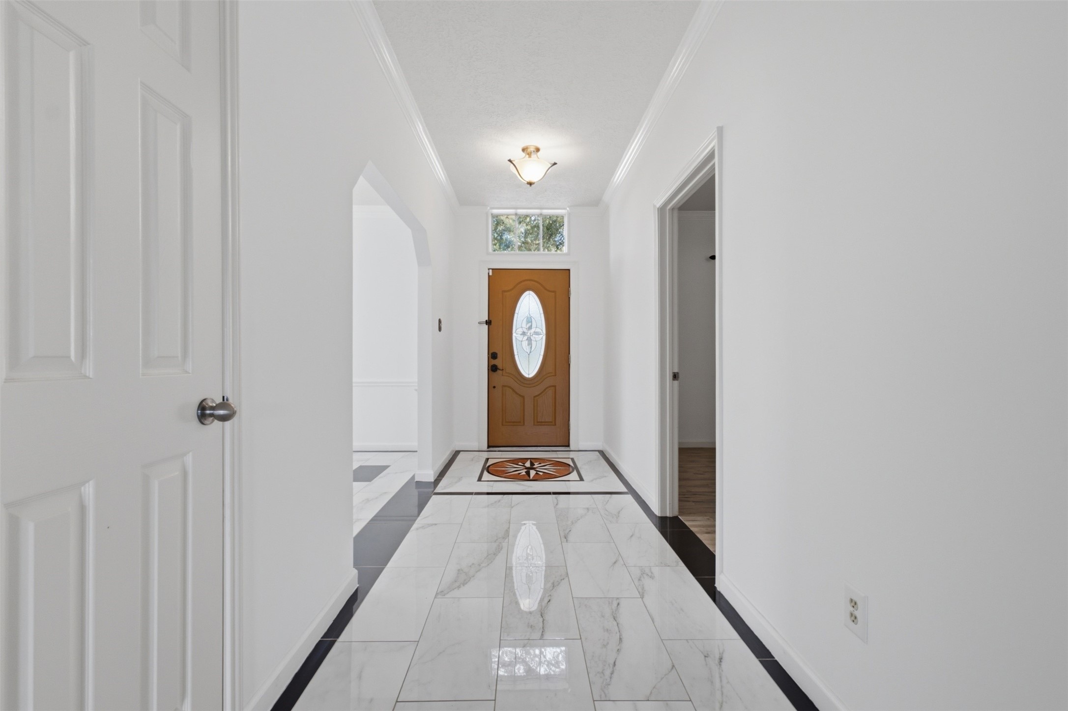 23010 Red River Drive Property Photo 3