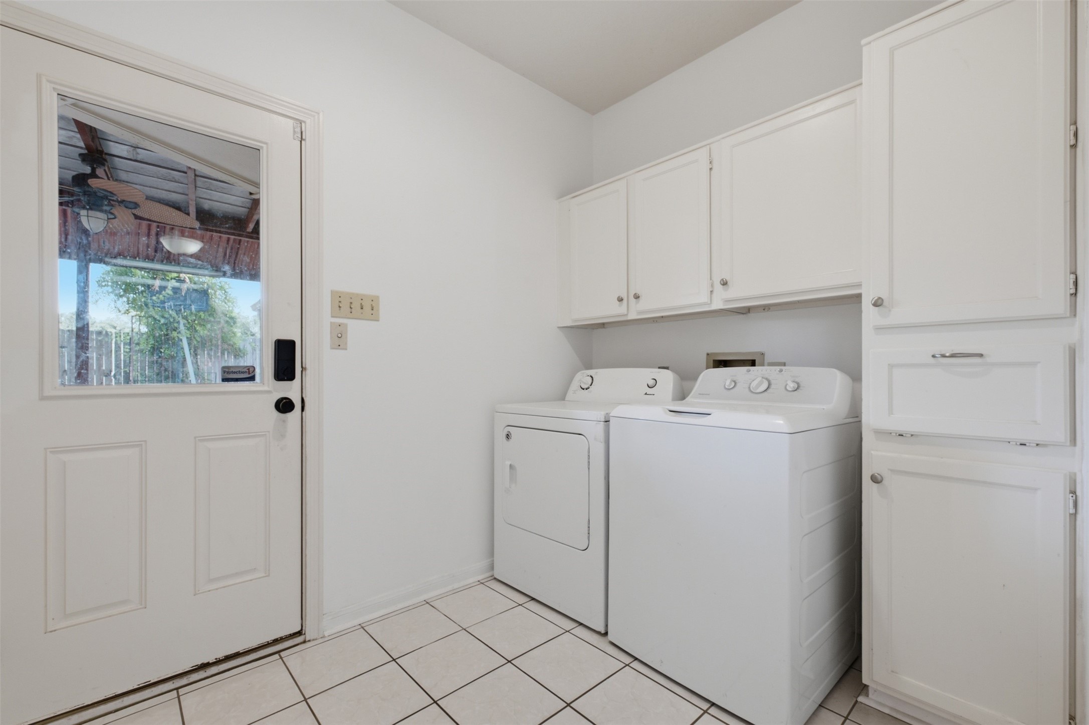 23010 Red River Drive Property Photo 32