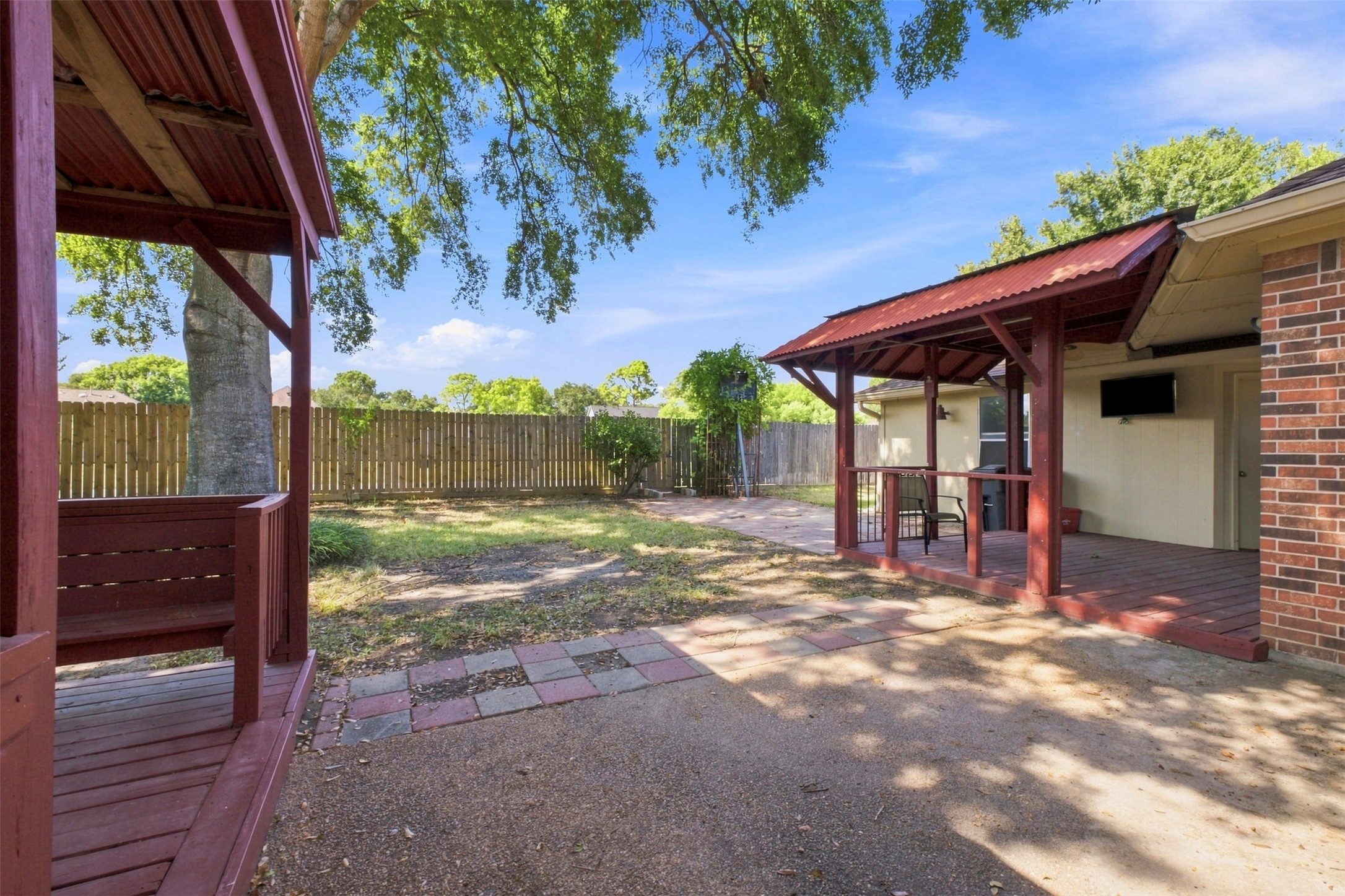 23010 Red River Drive Property Photo 43