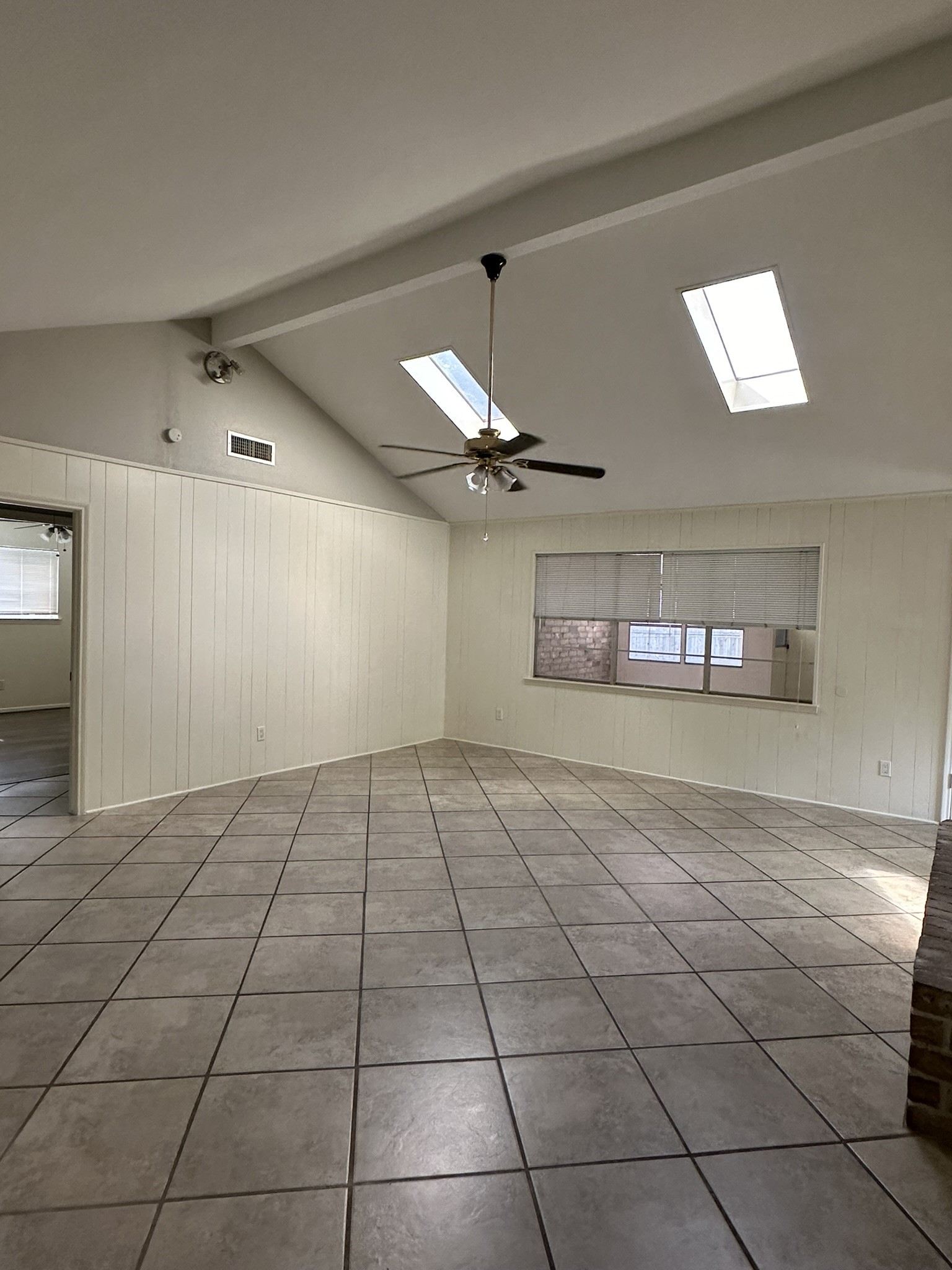 11702 Brighton Lane Property Photo 5