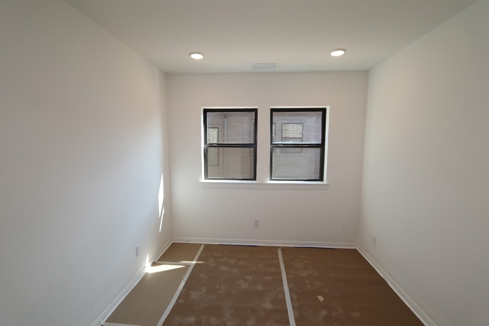 10706 Midnight Court Property Photo 8