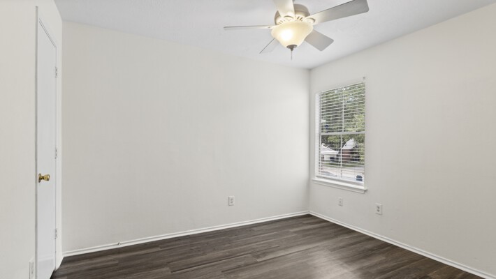 834 Oak West Drive Property Photo 12