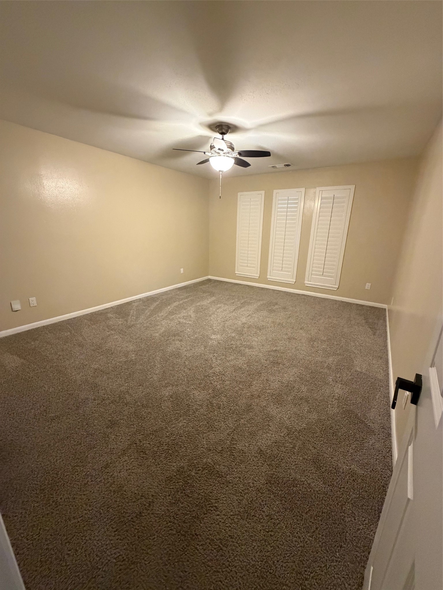 5106 Wightman Court Property Photo 8
