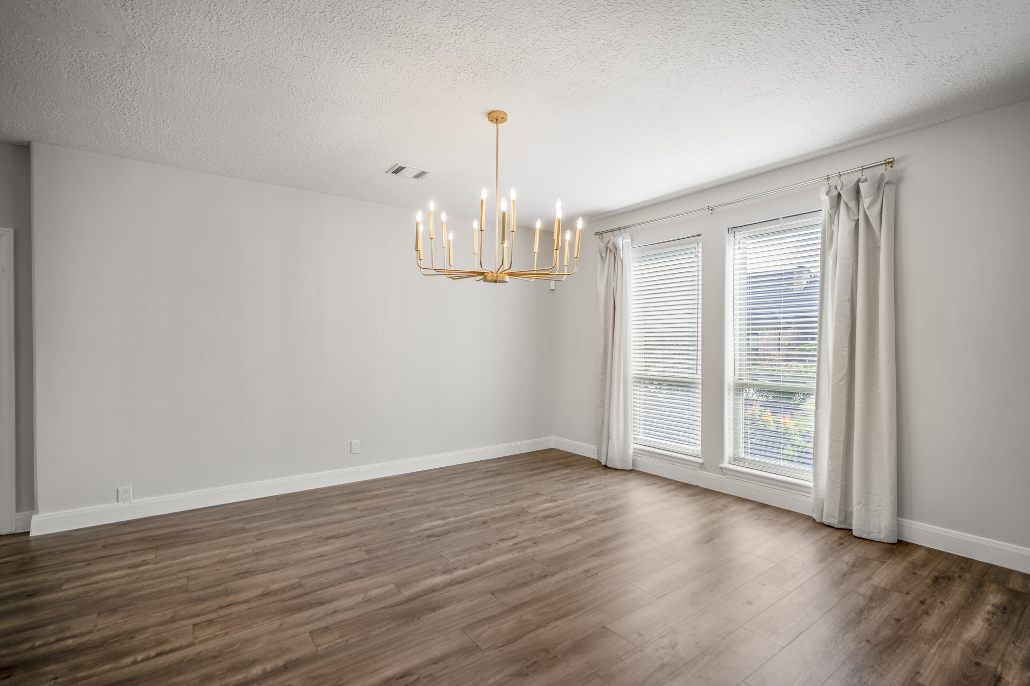 7714 Northbridge Drive Property Photo 11