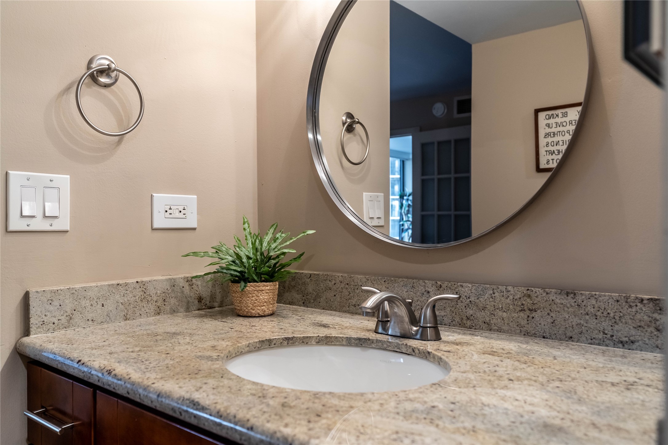 3525 Sage Road 1009 Property Photo 10