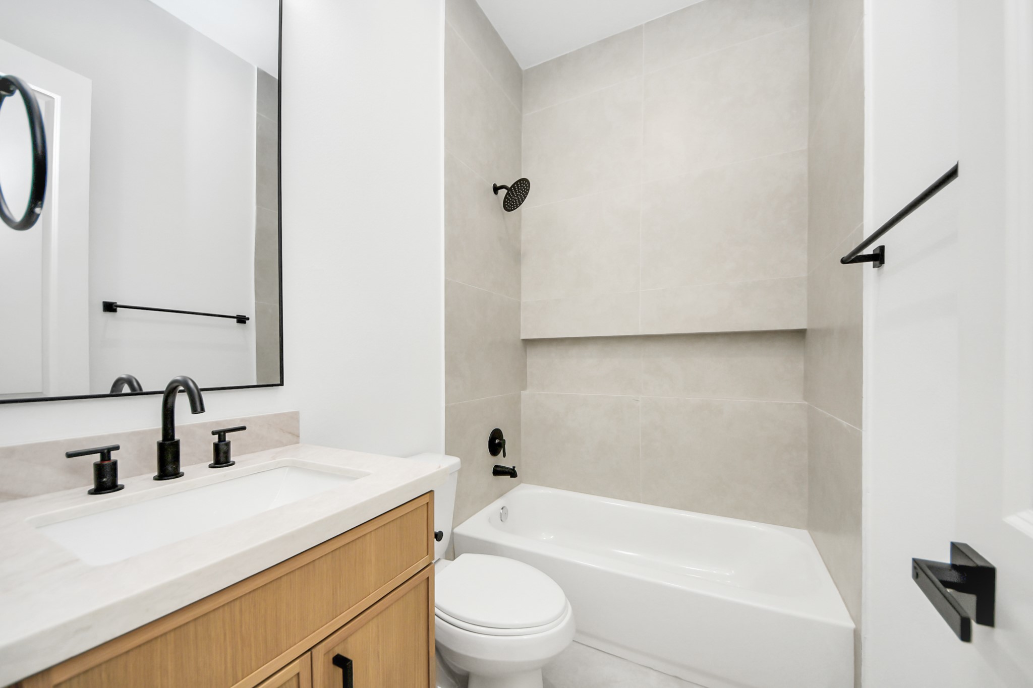 4607 Gunter Street A Property Photo 18