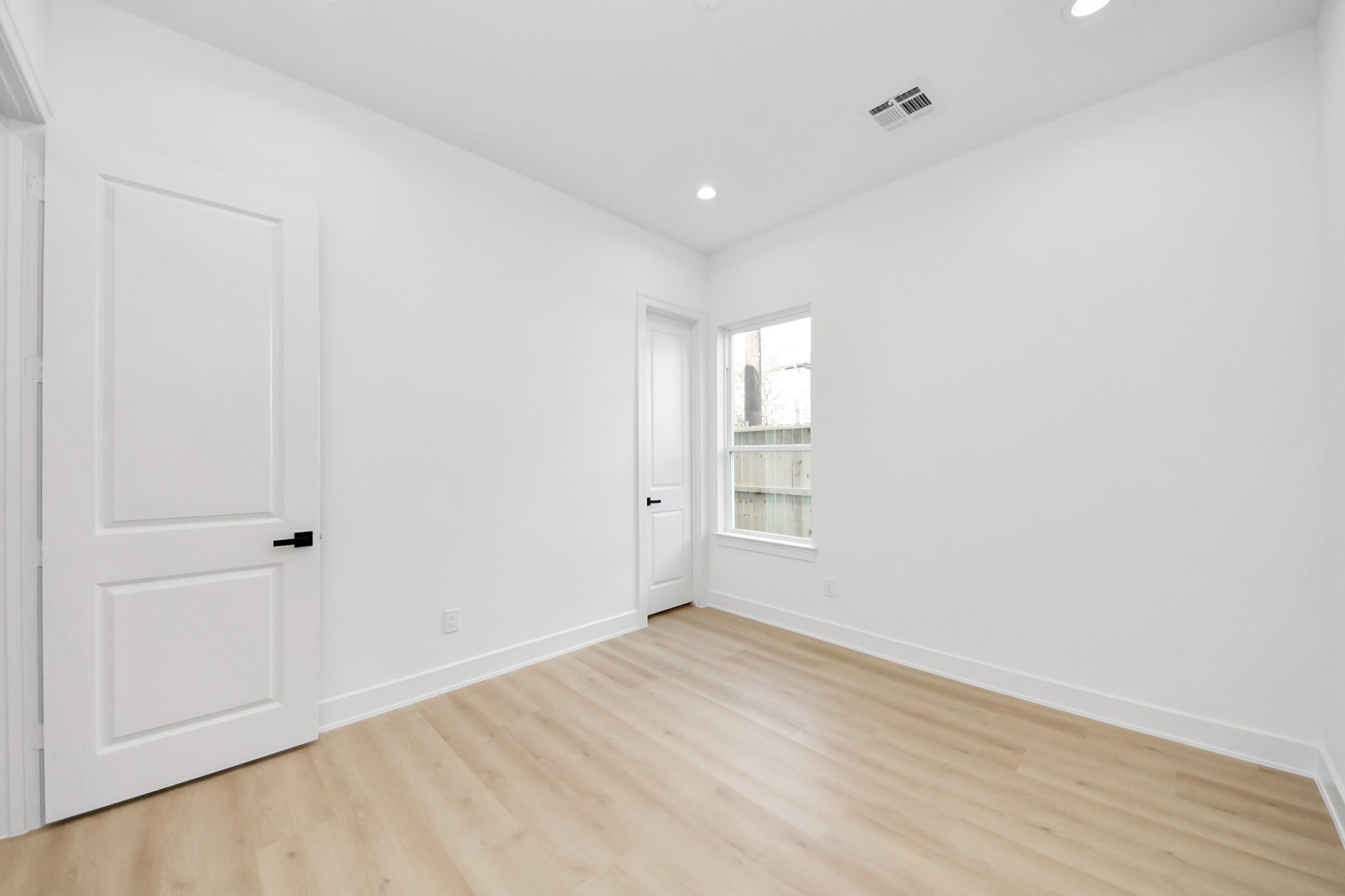 4607 Gunter Street A Property Photo 20