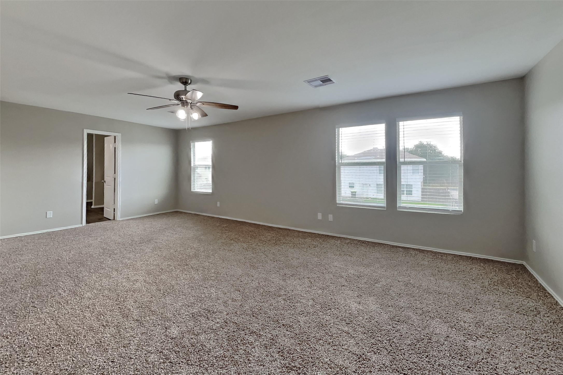 5010 Diamondcliff Court Property Photo 8