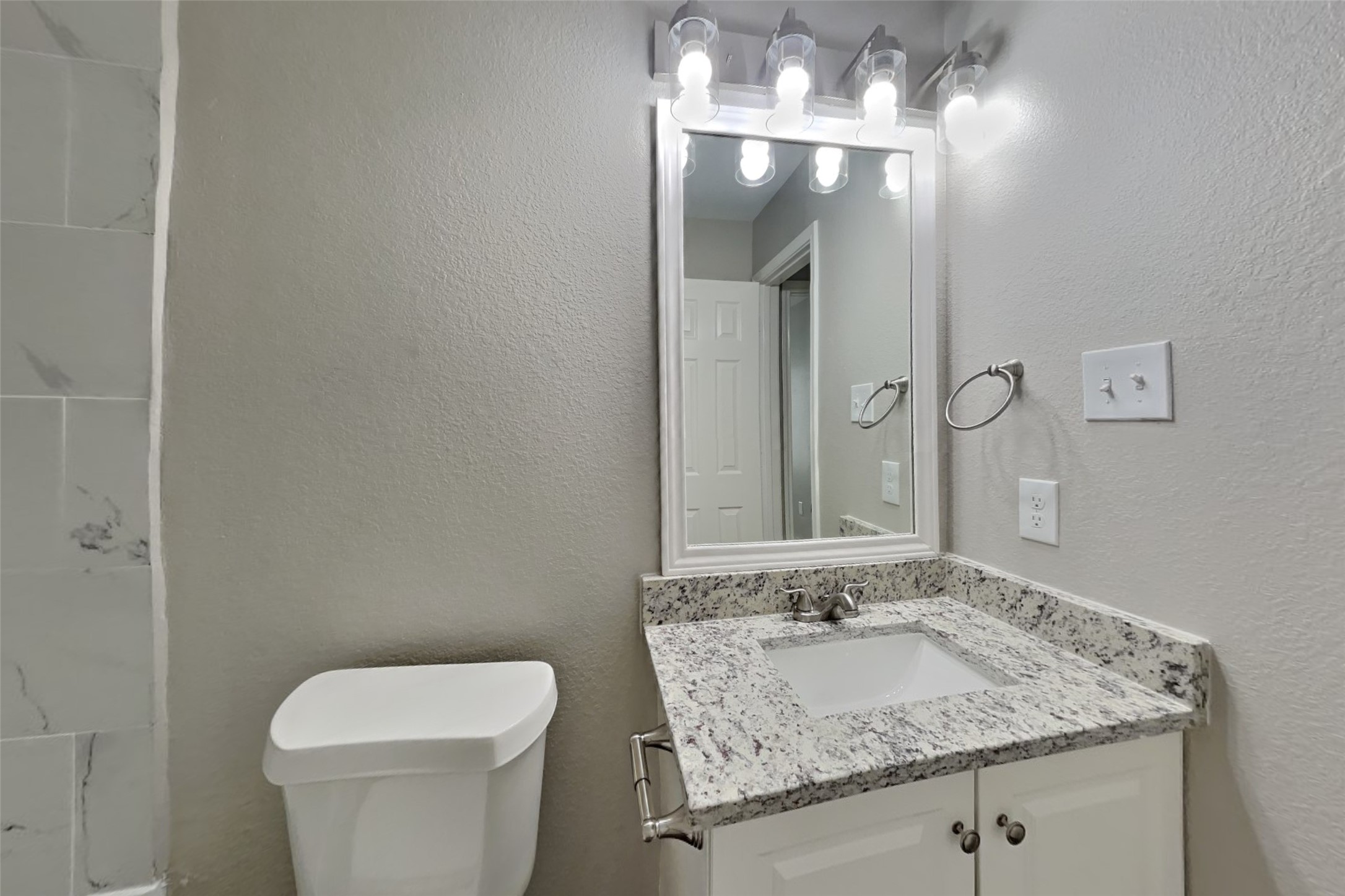 5010 Diamondcliff Court Property Photo 17