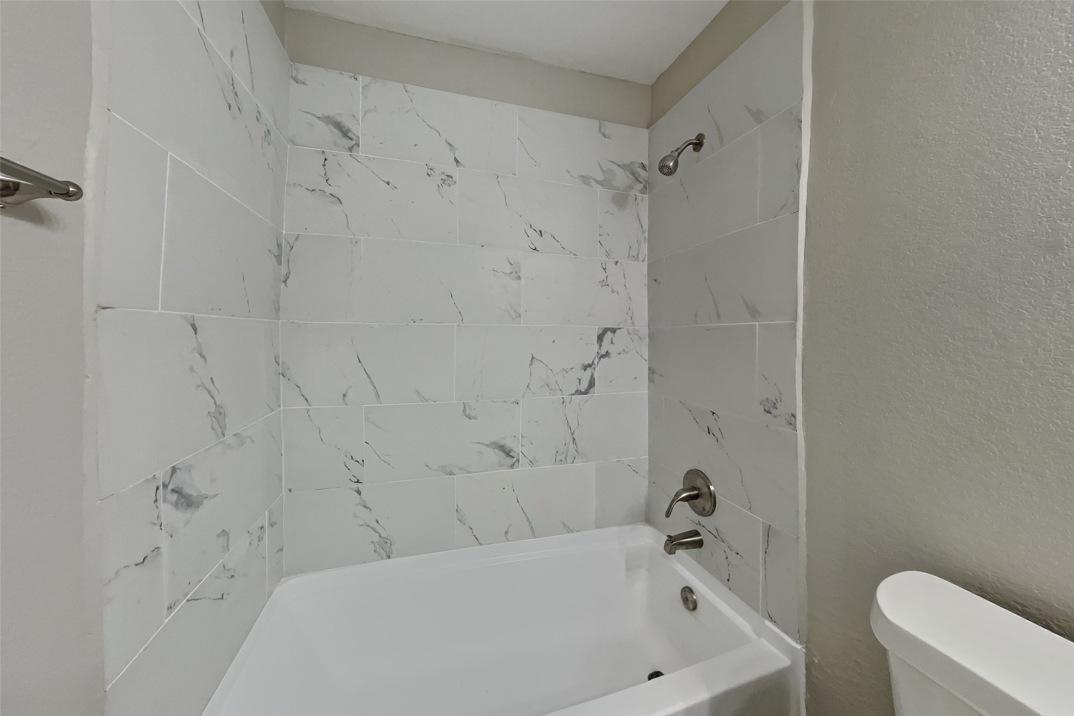 5010 Diamondcliff Court Property Photo 18