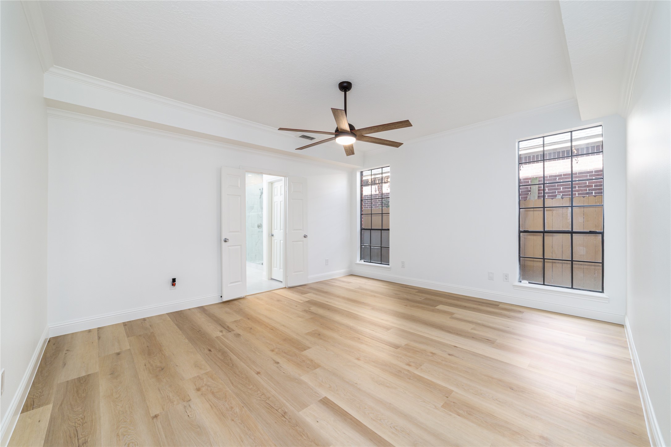 16006 Winchmore Hill Drive Property Photo 18