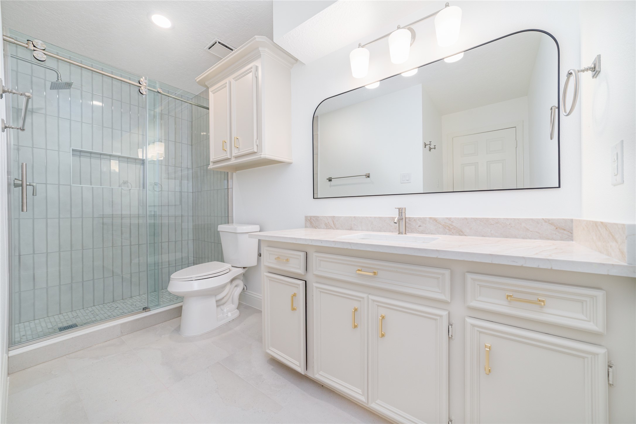 16006 Winchmore Hill Drive Property Photo 28