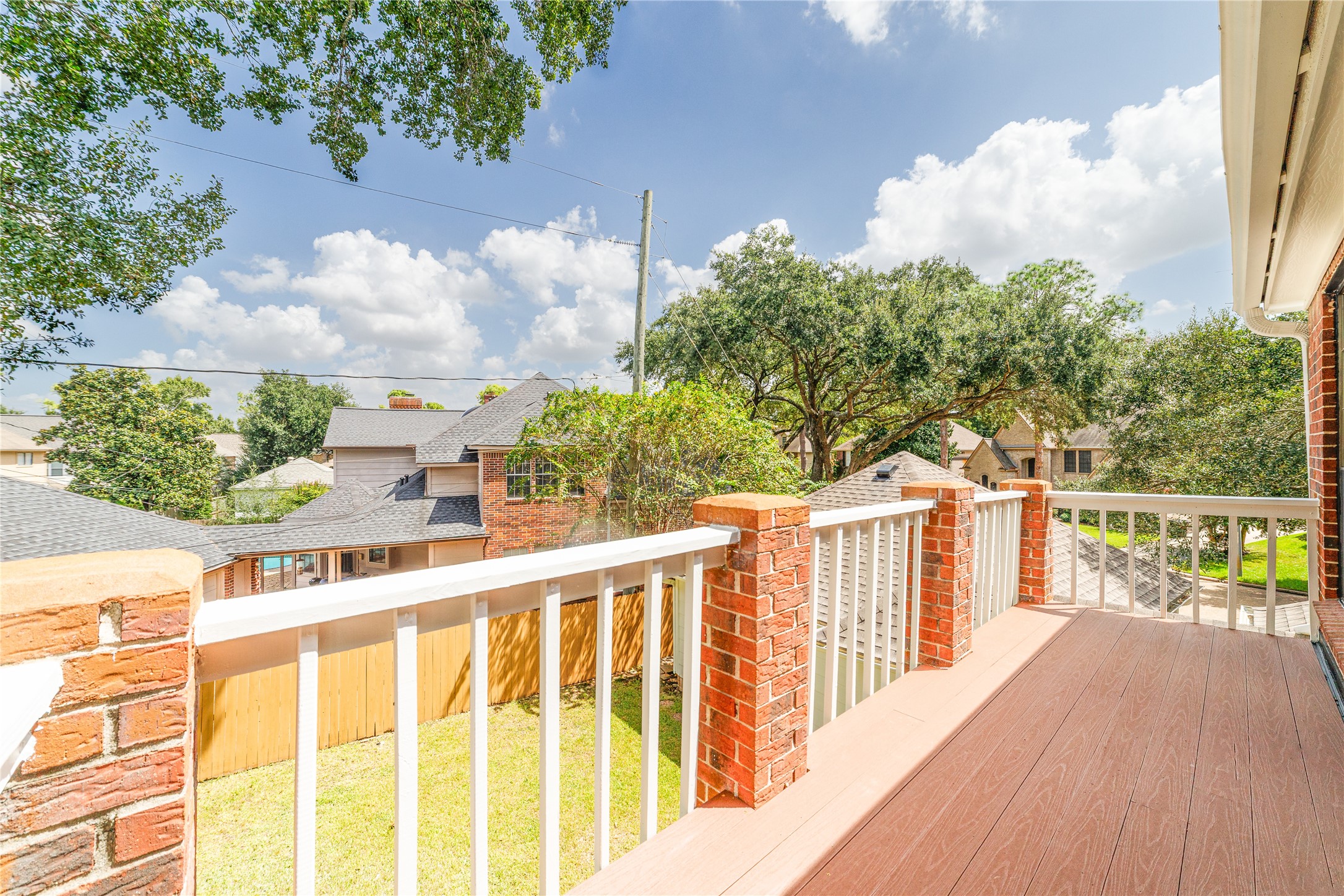 16006 Winchmore Hill Drive Property Photo 31