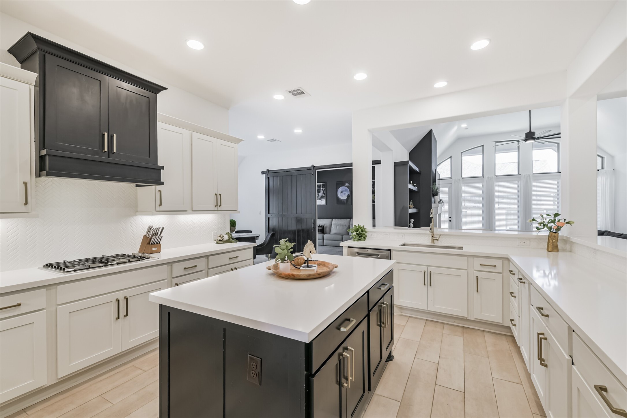 19206 Filly Park Circle Property Photo 20