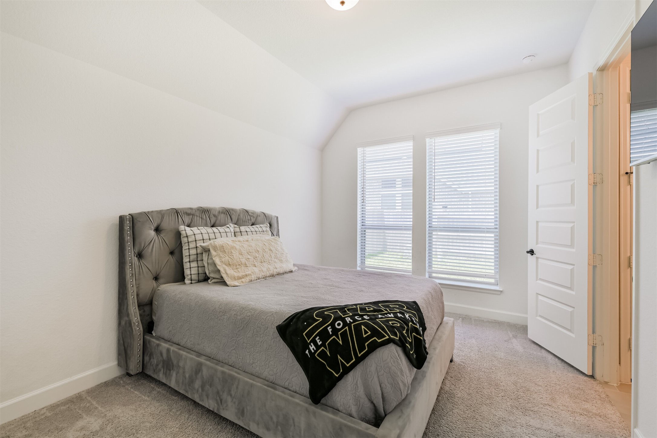 19206 Filly Park Circle Property Photo 35