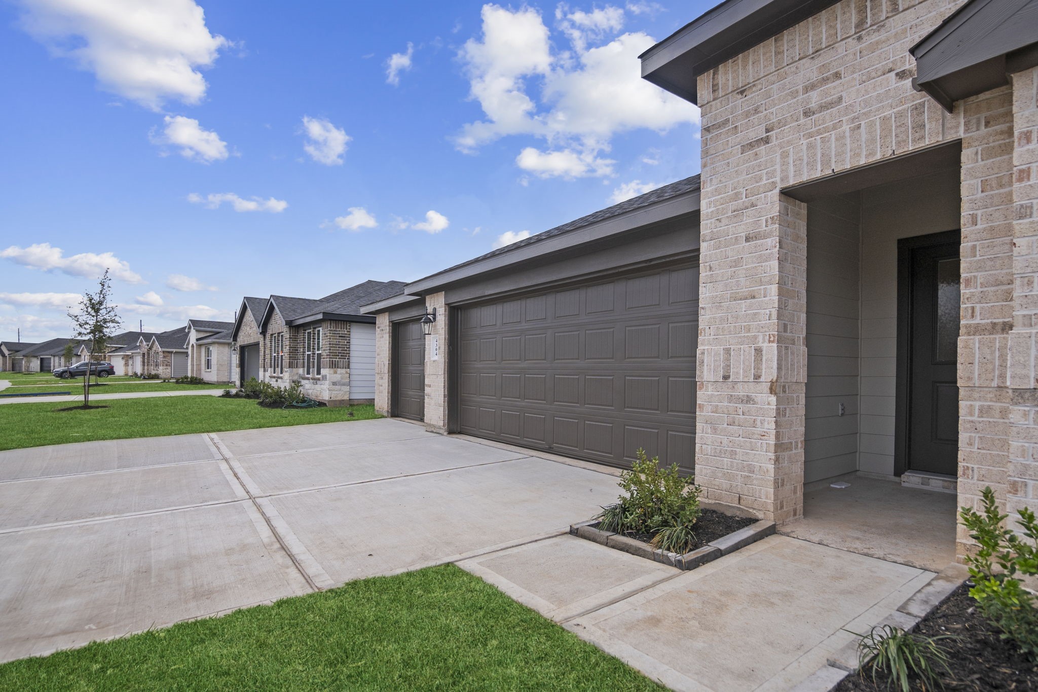14210 Golden Wheat Lane Property Photo 3