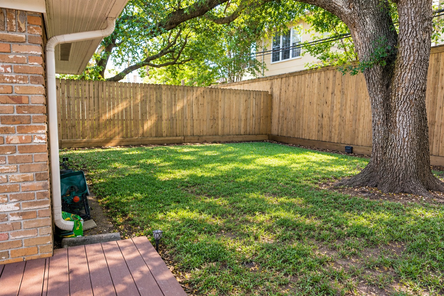 8426 Braes Boulevard Property Photo 19