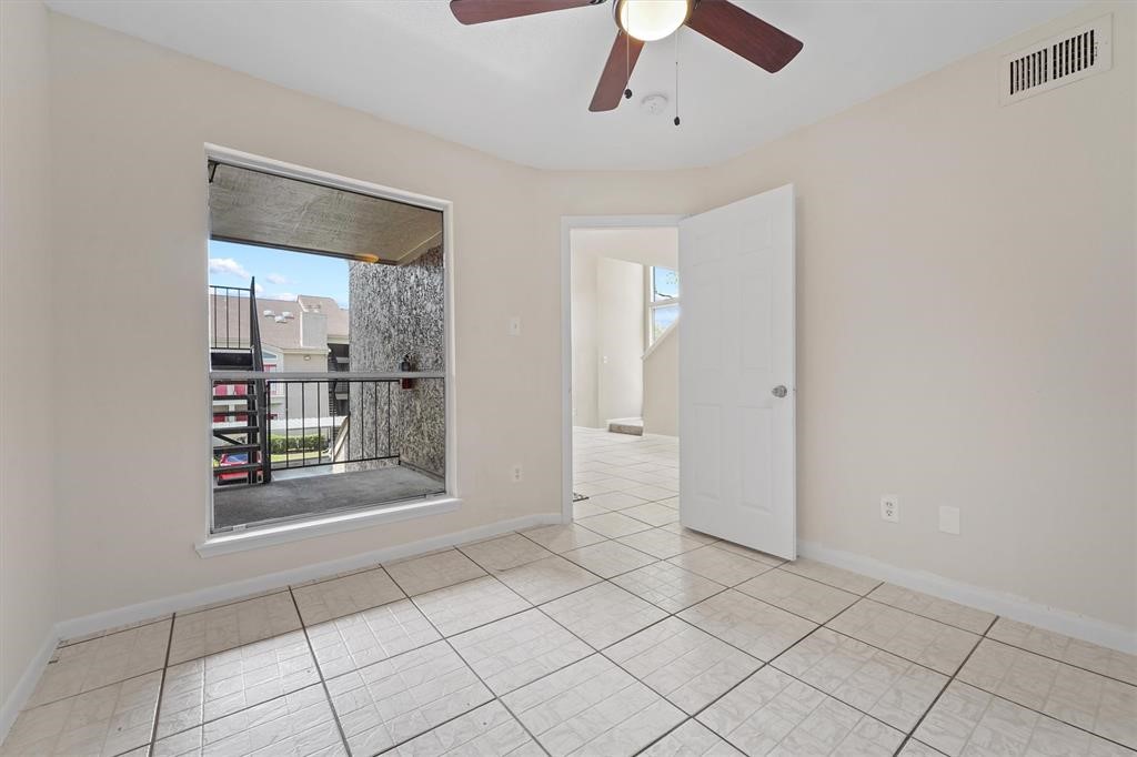 10855 Meadowglen Lane 1131 Property Photo 8