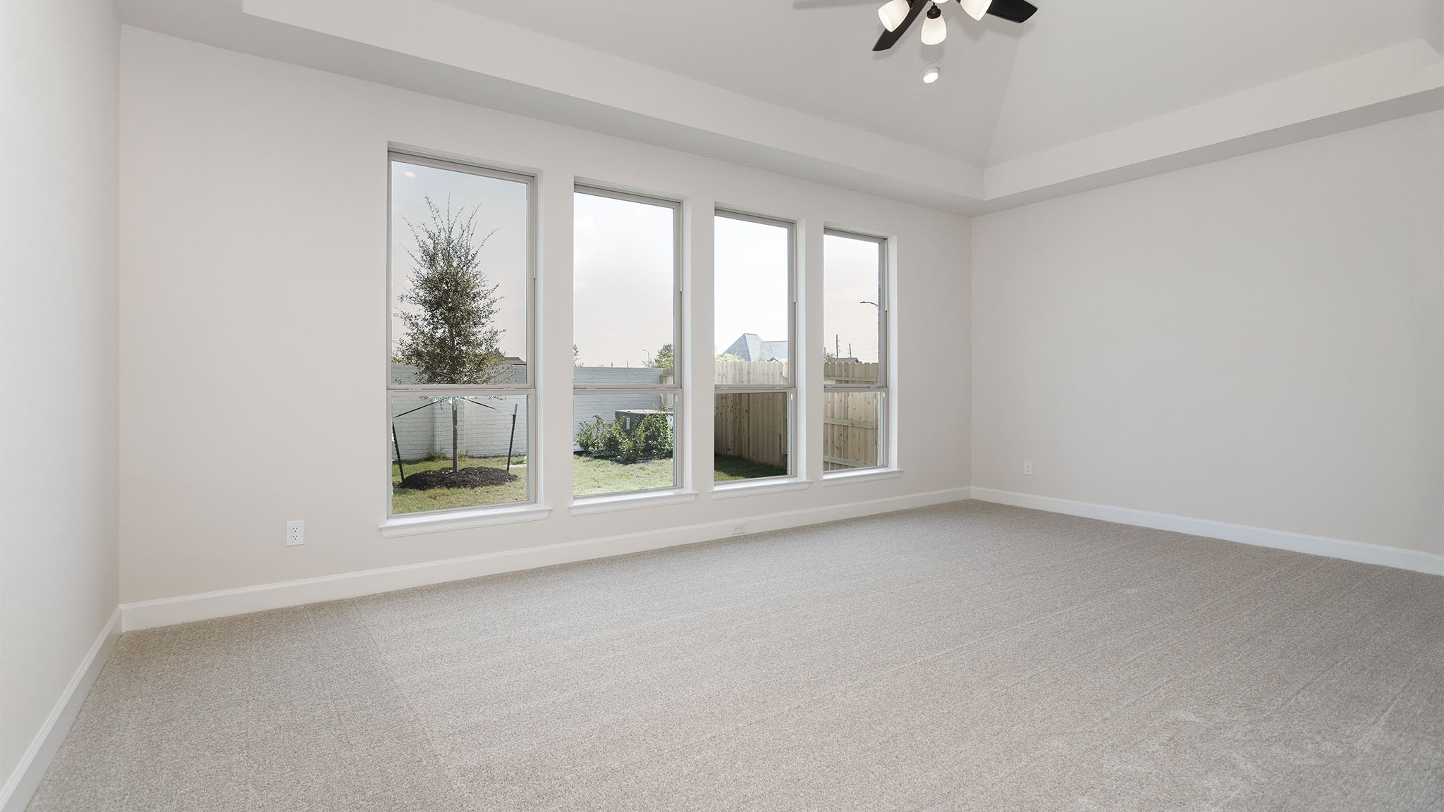 6611 Sparkling Citrus Street Property Photo 10