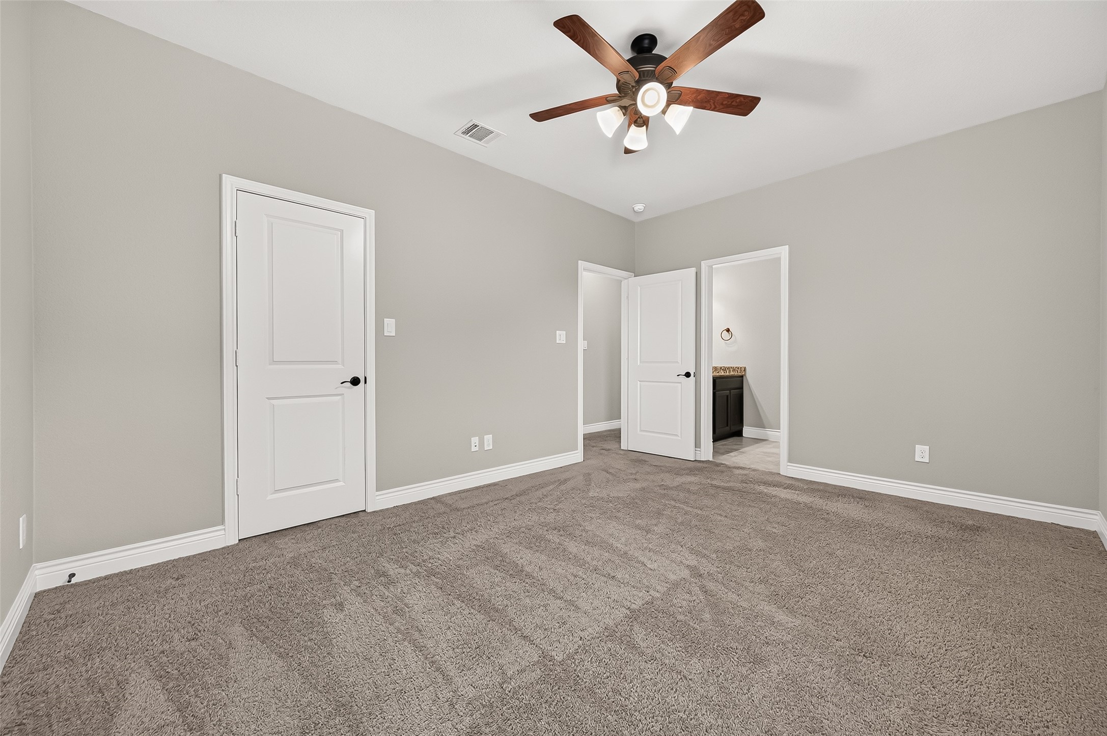 10210 Olivia View Ln Property Photo 38