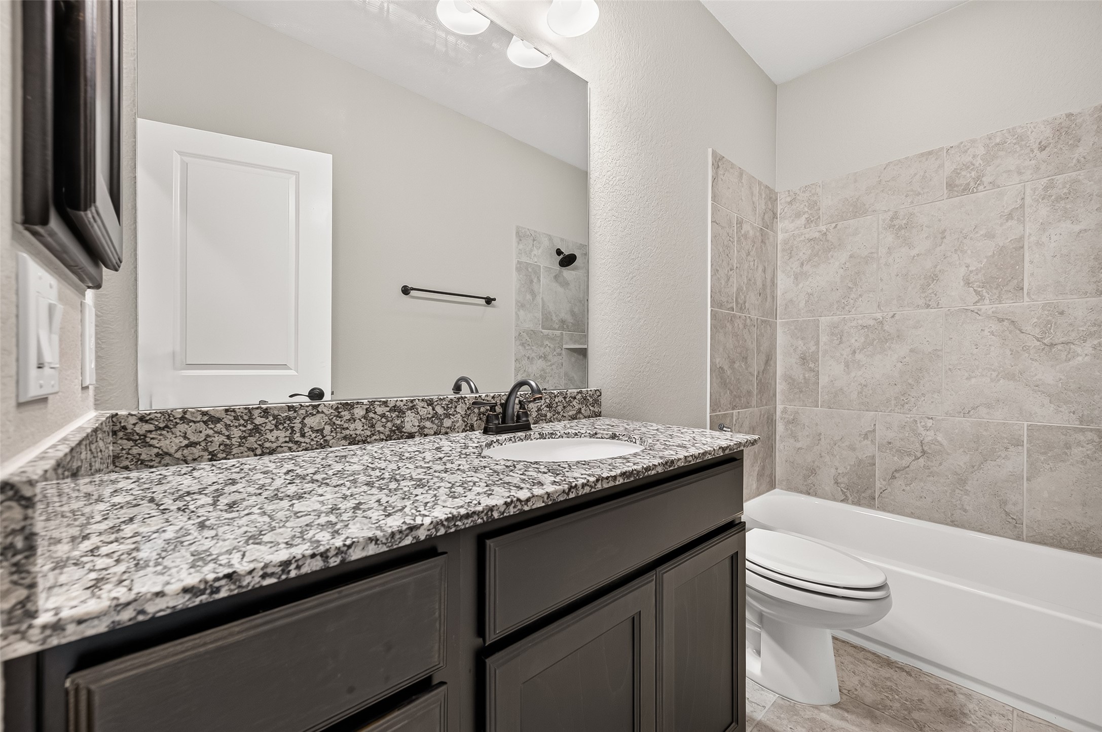 10210 Olivia View Ln Property Photo 39