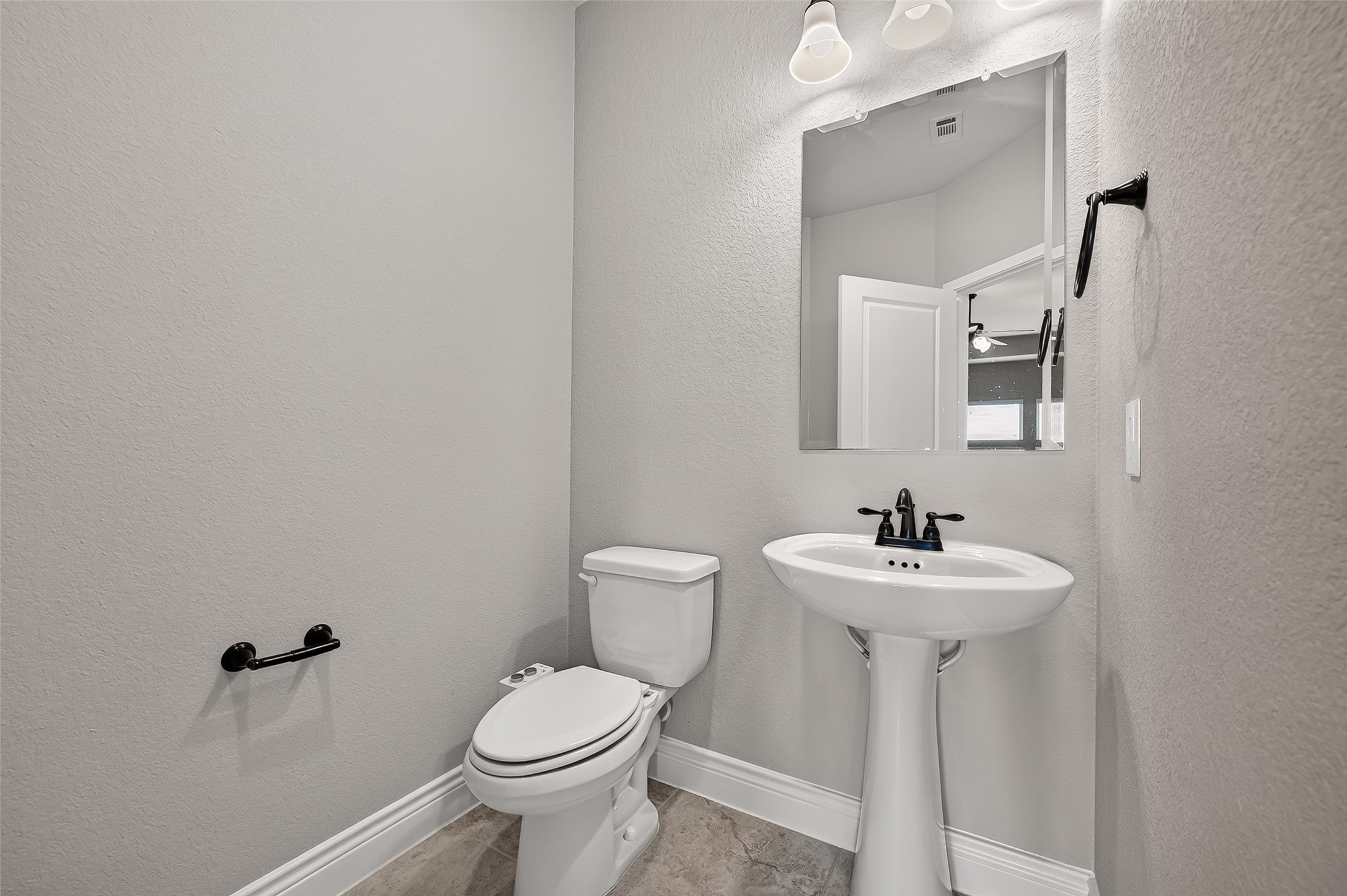 10210 Olivia View Ln Property Photo 41