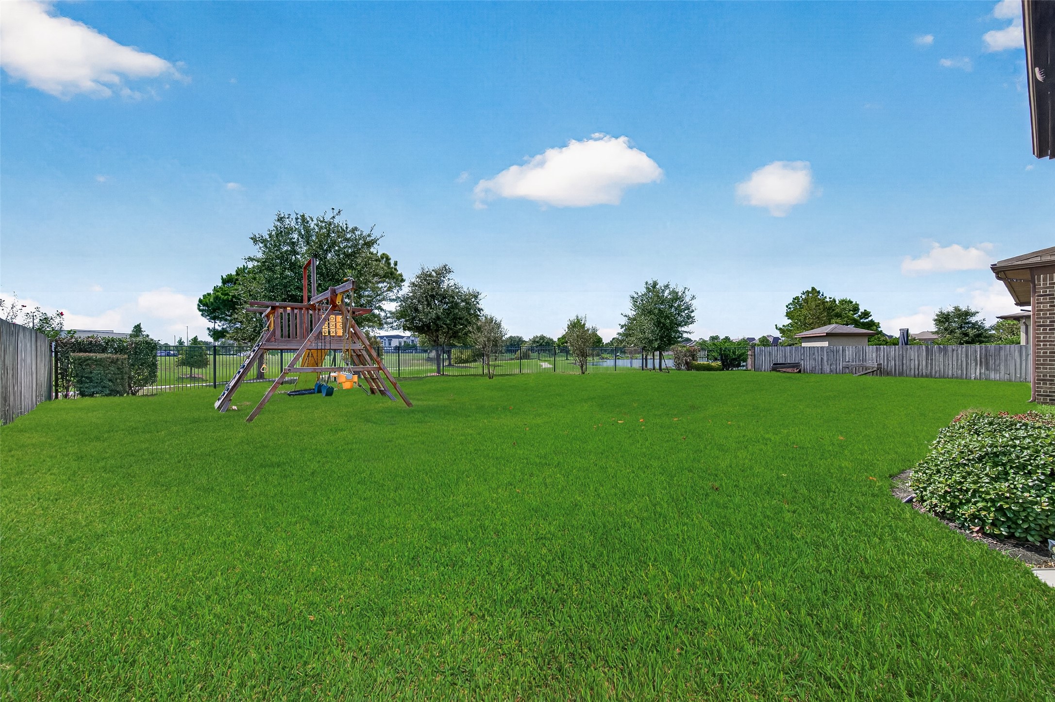 10210 Olivia View Ln Property Photo 46