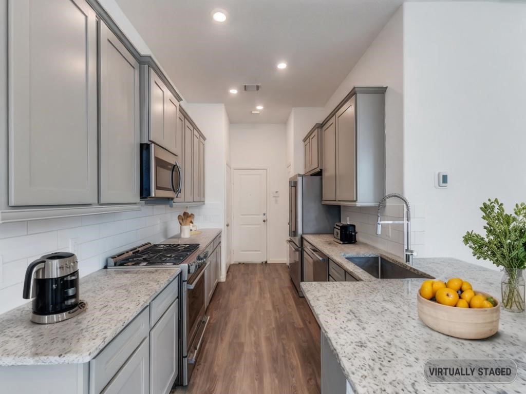 214 Fulton Station Drive Property Photo 4