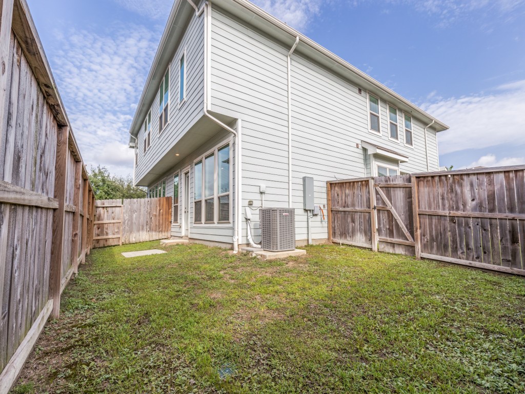 214 Fulton Station Drive Property Photo 15