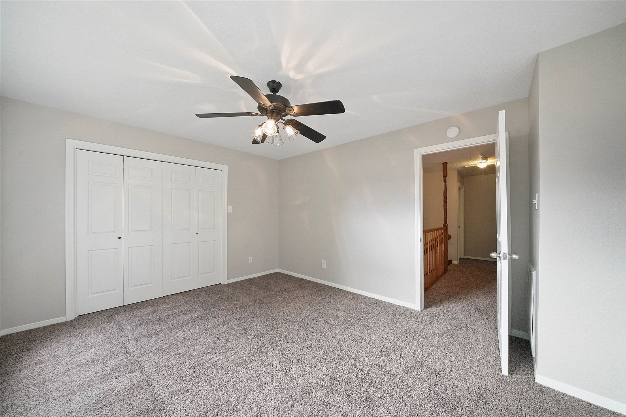 2402 Brookdale Drive Property Photo 27