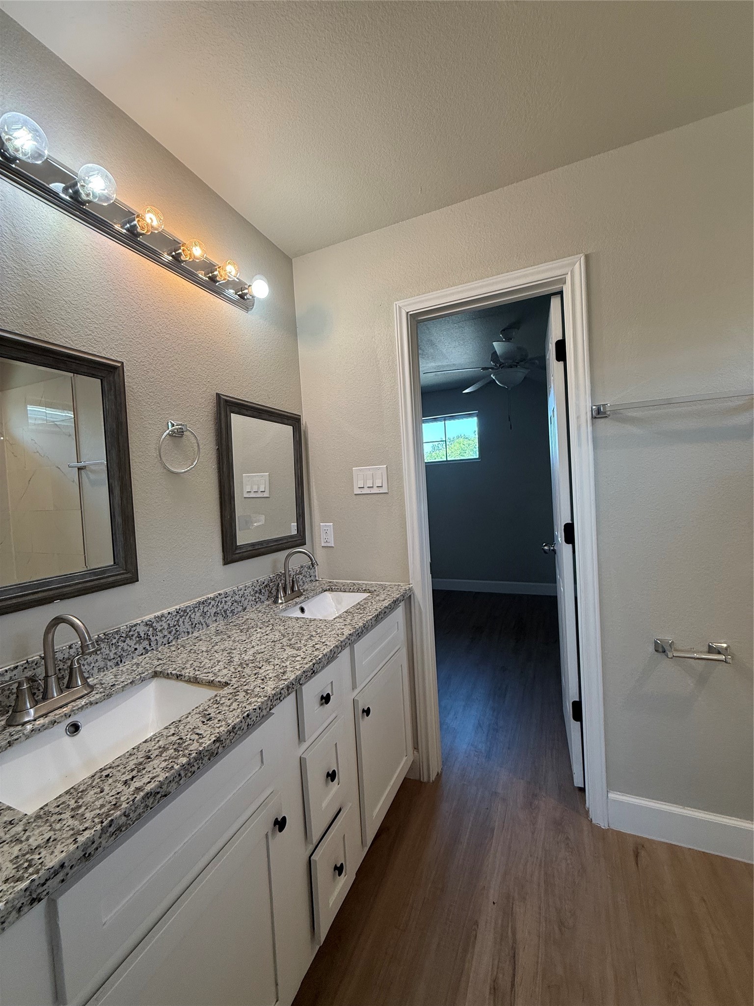 9720 Pelsey Street Property Photo 11