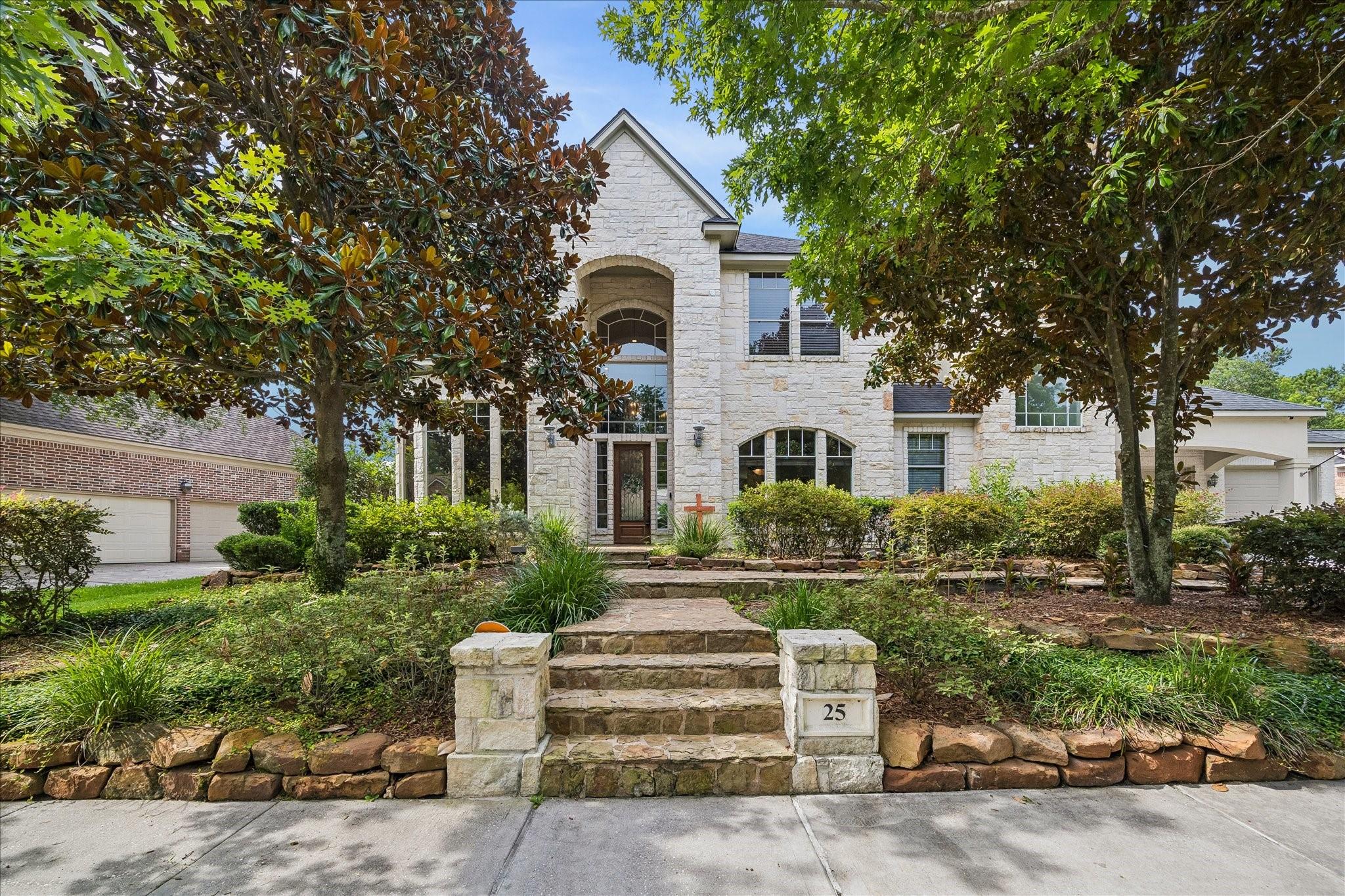 25 Club Oak Court, Kingwood Tx 77339 Property Photo 1