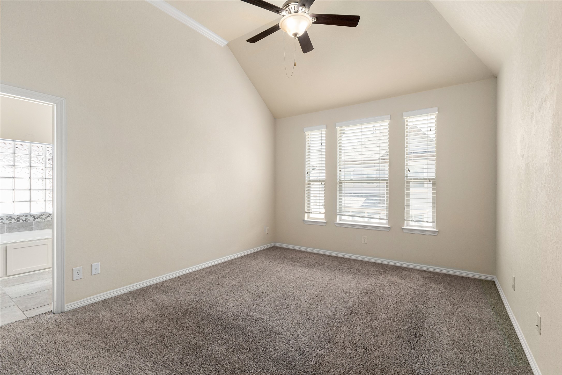 1511 Peyton Oaks Place Property Photo 16