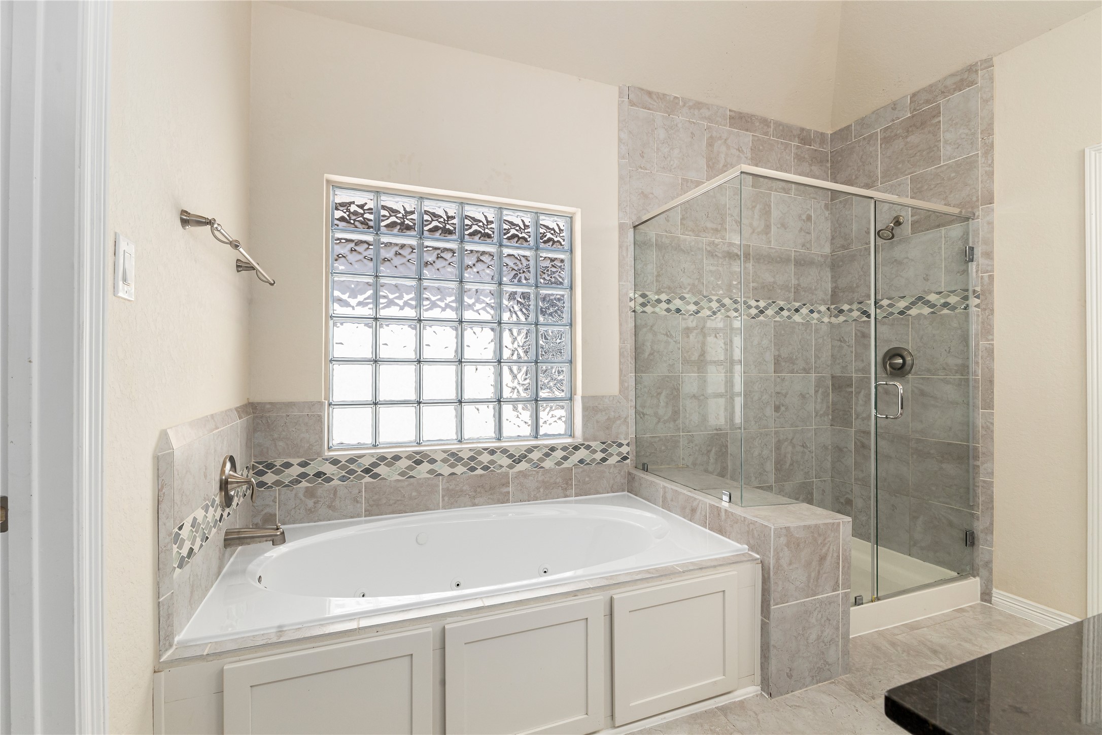1511 Peyton Oaks Place Property Photo 20