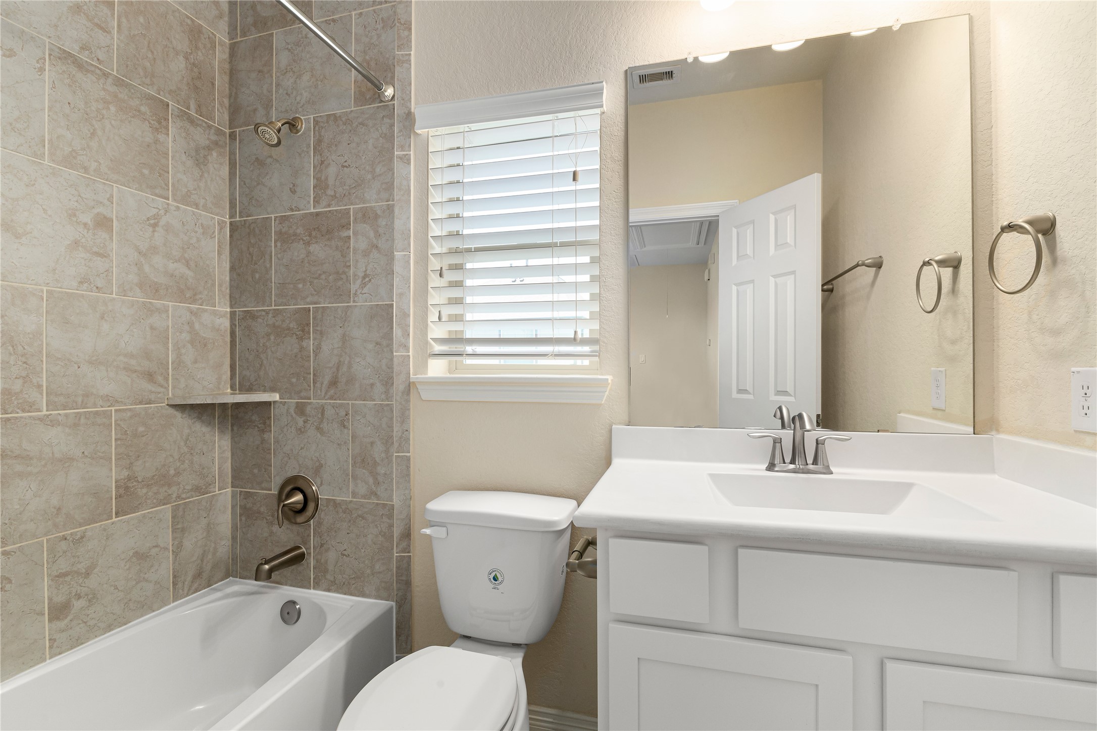 1511 Peyton Oaks Place Property Photo 24