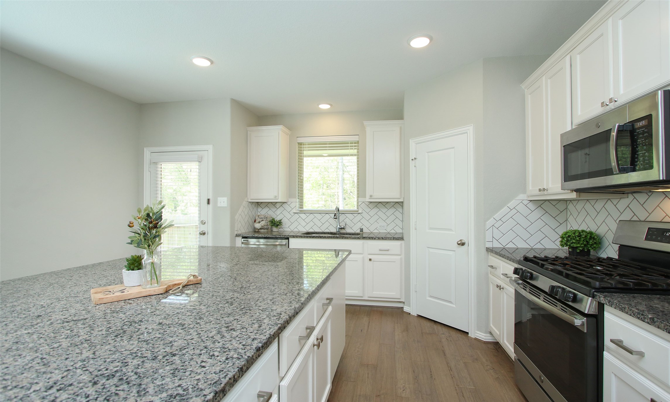 177 Emory Birch Drive Property Photo 10