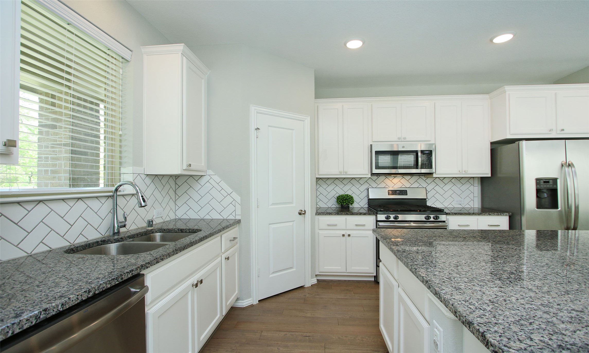 177 Emory Birch Drive Property Photo 14